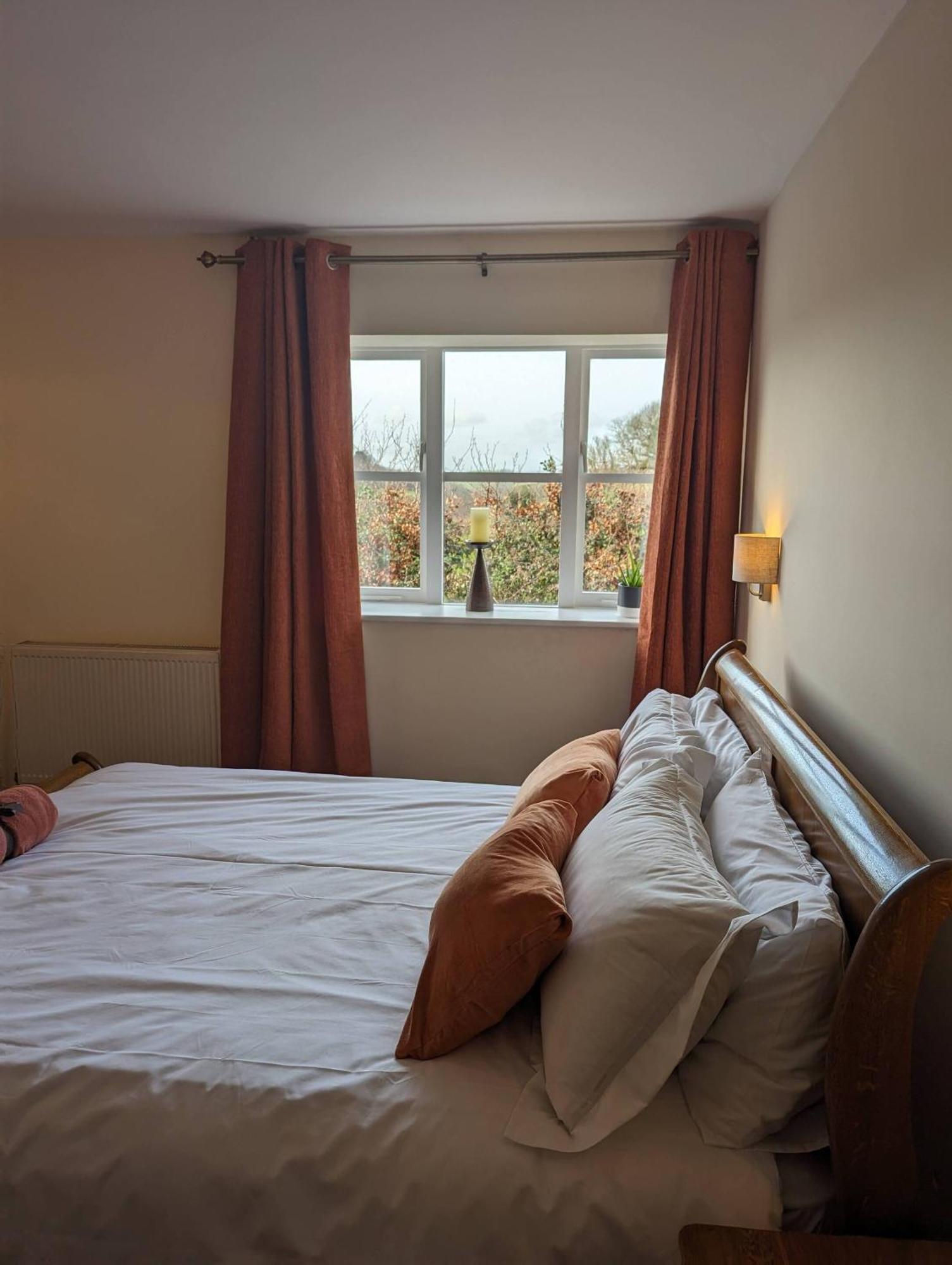 The Three Horseshoes Inn Bridport Εξωτερικό φωτογραφία